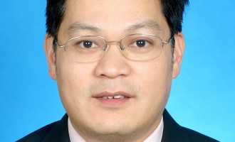 ������ Ժʿ      ���������h(hu��n)�������W(xu��)����1967��8�������㽭ͩ�l(xi��ng)��1989�ꮅ�I(y��)���㽭�r(n��ng)�I(y��)��W(xu��)���@�W(xu��)ʿ�W(xu��)λ��1992�����Ї�(gu��)�ƌW(xu��)Ժ�Ͼ��������@����W(xu��)�Tʿ�W(xu��)λ��1998��@��Ӣ��(gu��)�ۇ�(gu��)�����W(xu��)Ժ��ʿ